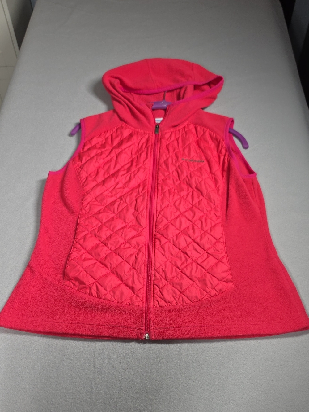 Size L Women's Columbia Hooded Pink Quilted Front Vest